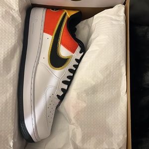 NEVER WORN air forces